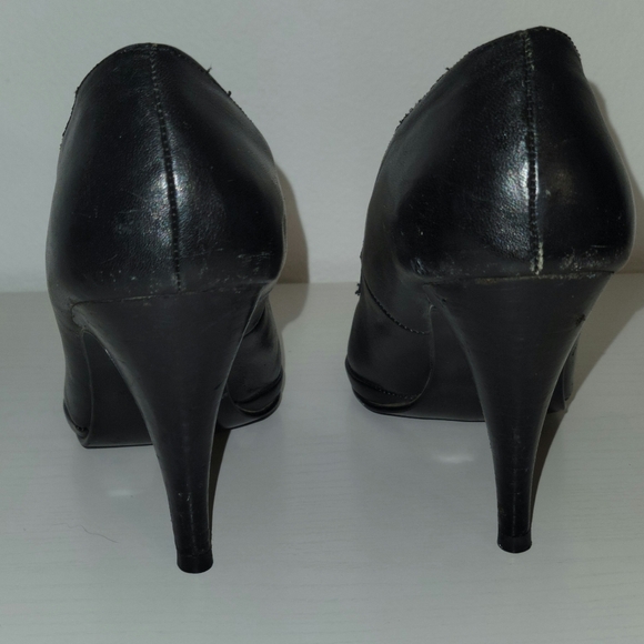 Vintage Black Women's Heels - Picture 5 of 5
